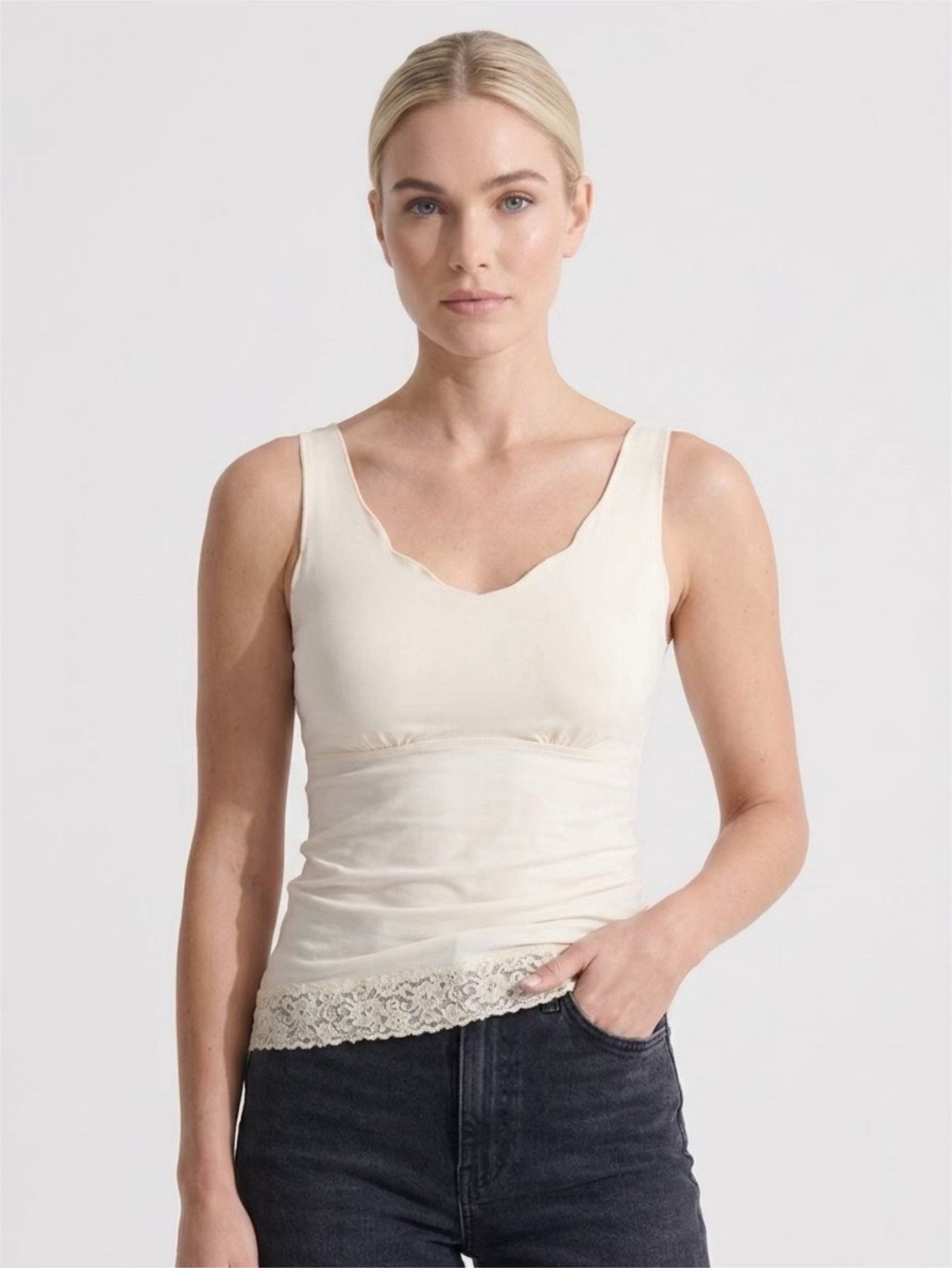 Spanx By Sara Blakely Women's Shaping Tank Beige M Built-In Camisole Euc